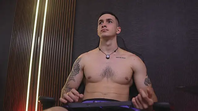 JacksonOlsenn 即時 XXX 聊天