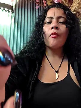 Yaya_watson Chat XXX in diretta