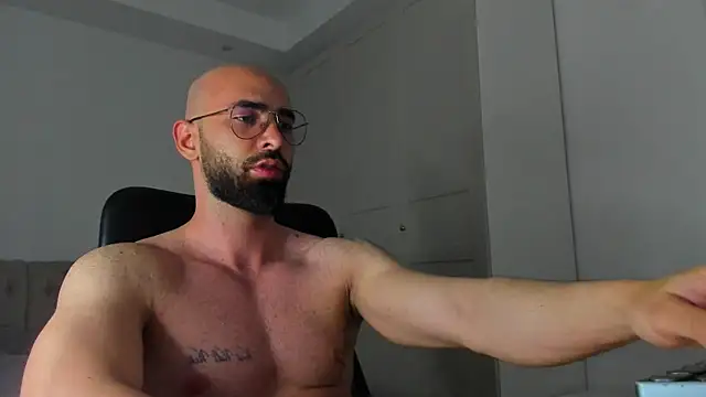 cloudymastersss' Webcam Show