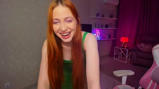 XXX chat uživo modela _FireInMySoul_