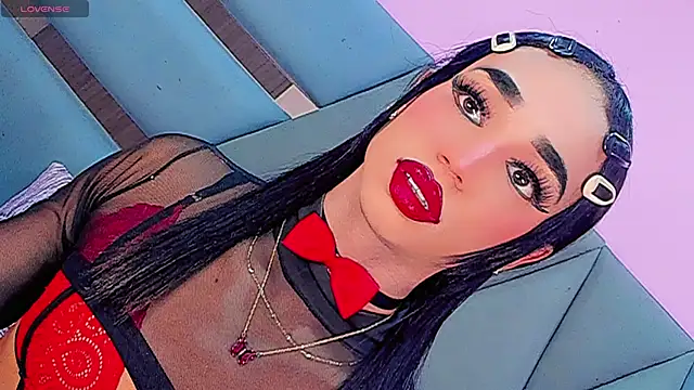 Show modela sexyjessicamistres na web-kameri