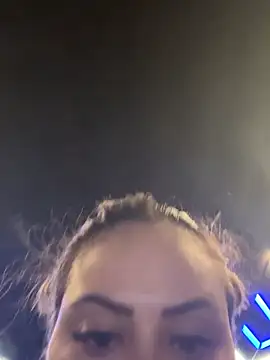 lariic 即時 XXX 聊天