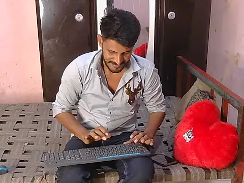 HotXKrish Adlı Modelin Web Kamerası Şovu