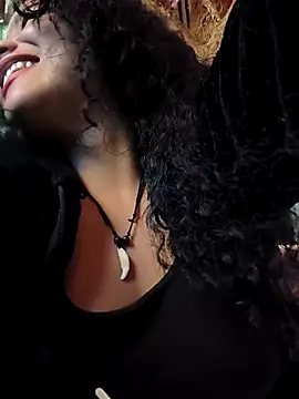 Yaya_watson's Live XXX Chat