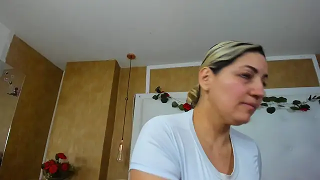 Chat XXX en directo de Heidy_milf