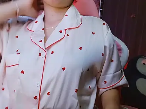 -Tamy- 在線直播表演