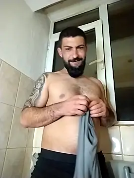 Tommy_Porn_ 网络视讯表演