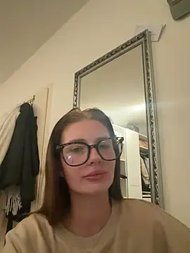 AmaraSpliss' Live XXX Chat