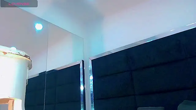 Chat +18 de princessrainbowx ao vivo