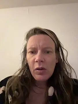 Czat XXX na żywo – MissAmber21