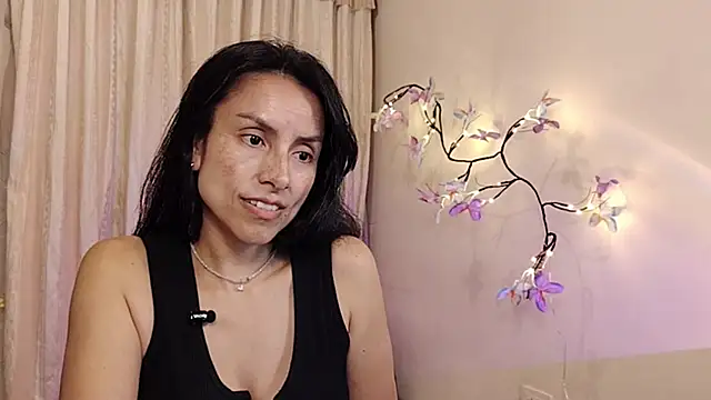 Czat XXX na żywo – Bella_Exhibition