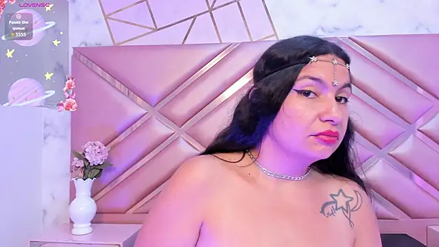 DianaSherenのライブXXXチャット