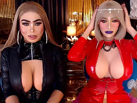 Chat XXX en directo de MonstrousCockDiva