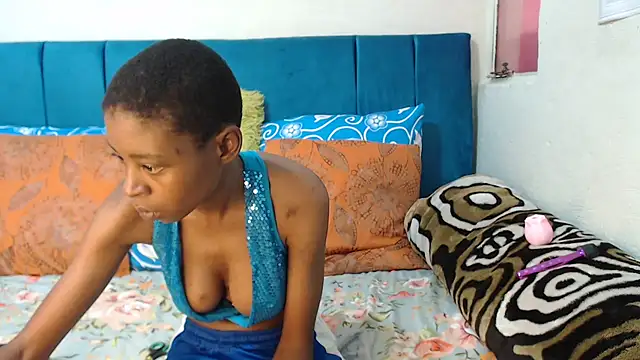 Chat +18 de SweetSlenderChoc ao vivo