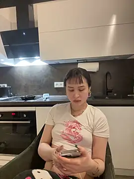 Chat +18 de Just-Lilly ao vivo