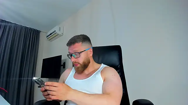 Webkamerová show Findom_guy