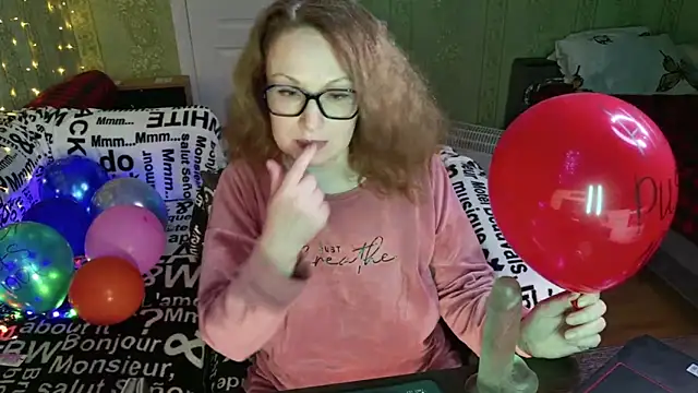 Chatroom XXX en direct de MarleneDietrich