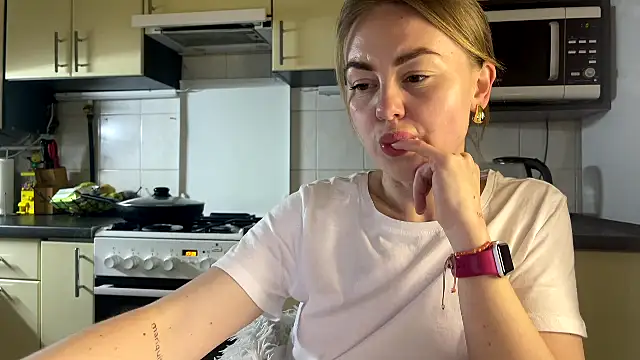 Chat XXX ao vivo de MartaLuna_