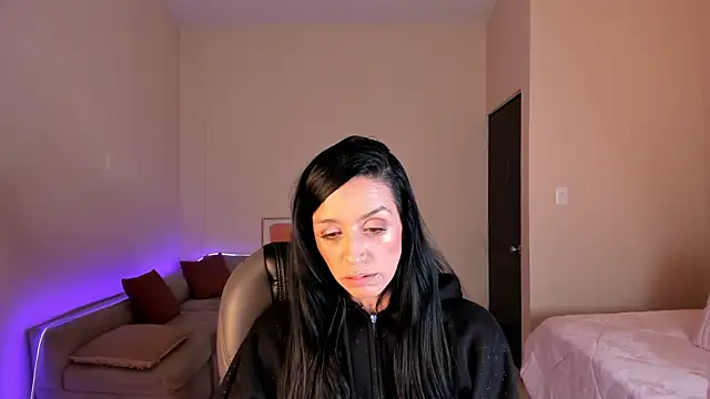 Kristen_GarnerのライブXXXチャット