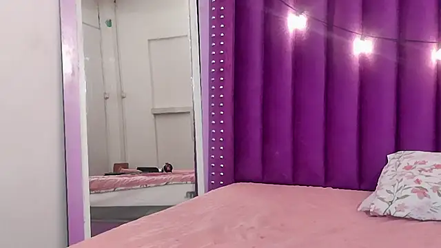 Sembang XXX Secara Langsung littleaprill