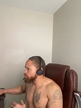 Chatroom XXX en direct de Fathero1time