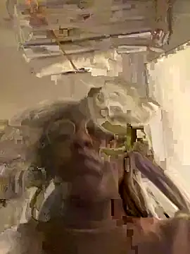 Pokazy przed kamerką – BuyMyFatAss