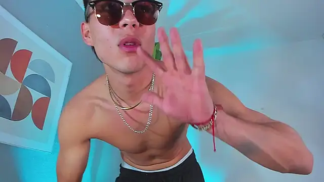 EthanSantori Webcam show