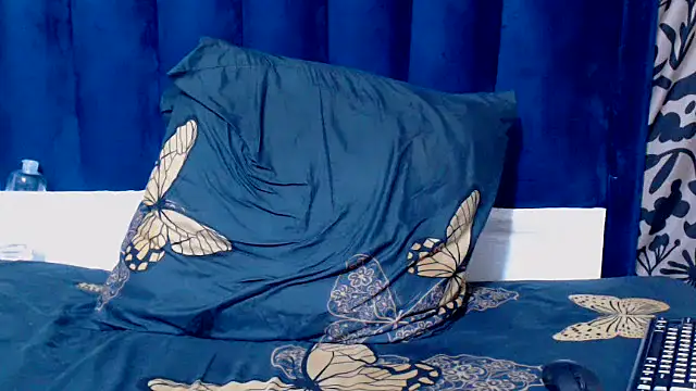 Sexynaughty23 Live XXX-Chat