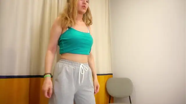 ThaliaNebel's Live XXX Chat