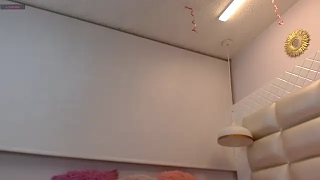 Nezzukoo Chat XXX in diretta