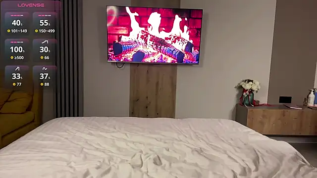 moonavelle élő XXX-chatje