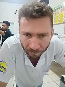 Chatroom XXX en direct de RobertoLuiz84