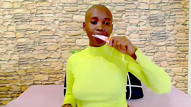 Czat XXX na żywo – EbonyOlive69