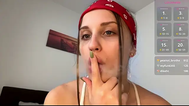 EvaRenard 라이브 XXX 채팅