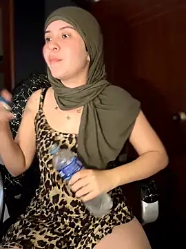 MatchedEyebrow 라이브 XXX 채팅