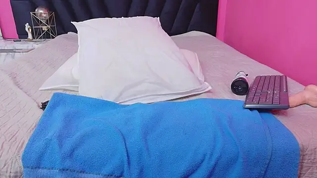 EbonyCoWorkerのライブXXXチャット