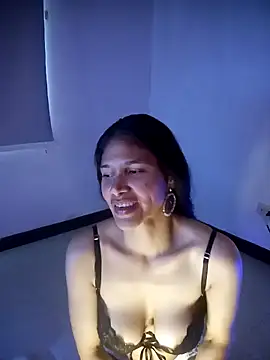 _aish_aのライブXXXチャット