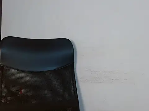 AliceSmity_'s Live XXX Chat