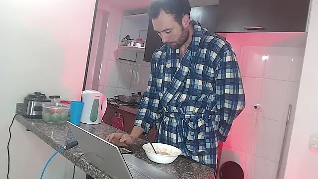 CarterHott: διαδικτυακό σόου στην κάμερα