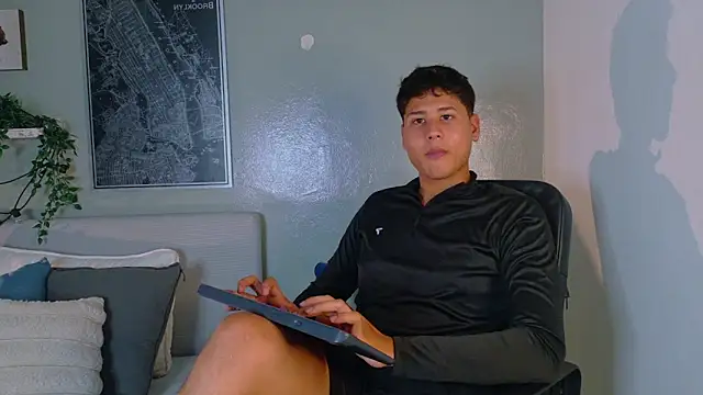 Raiden_boyy – webcam-show