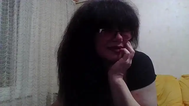 Show modela SilviaSky51 na web-kameri