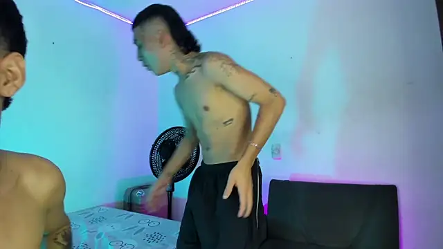 twinkDuohot webkamerás műsora