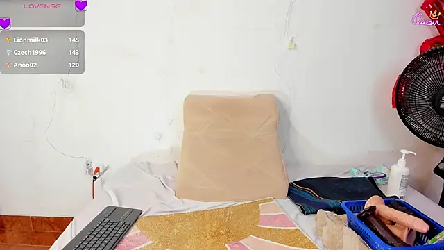 Pokazy przed kamerką – BBW_salome