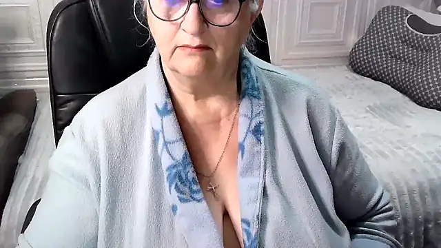 LolkaAlyss' Webcam Show