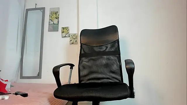 Show modela Tessa_siham na web-kameri