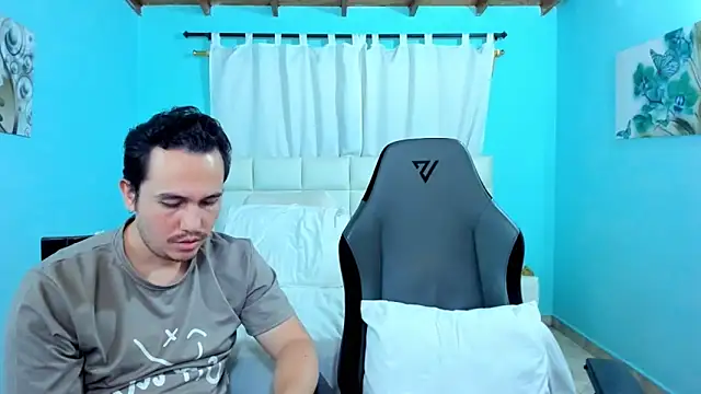 xxx_sweet_couple_ 即時 XXX 聊天