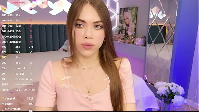 MimiForce Chat XXX in diretta