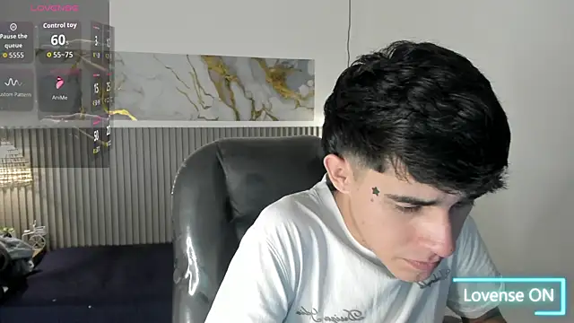 Dyla_n18 网络视讯表演