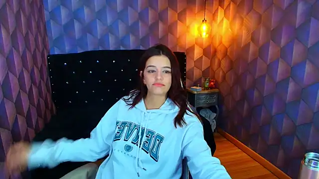 Czat XXX na żywo – LiaHarryis