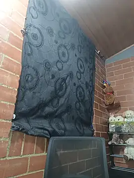 Alexandrina 现场XXX聊天